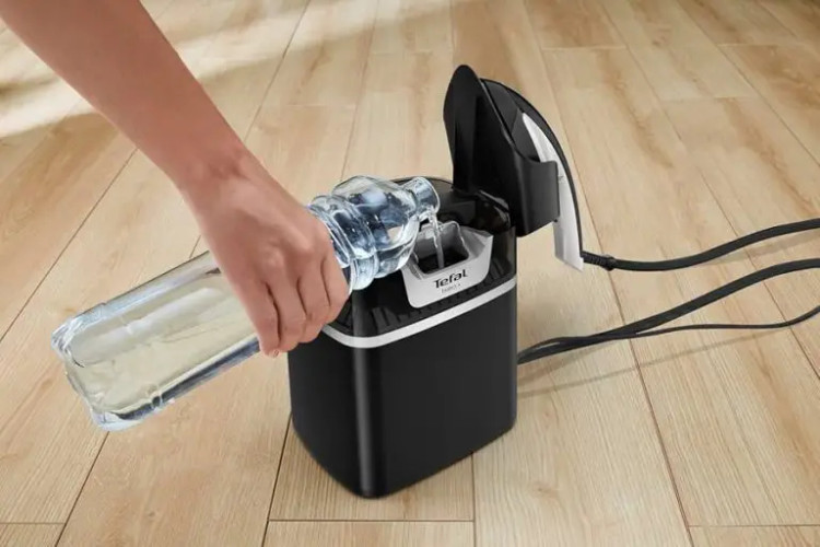 اتو بخارگر ایستاده تفال مدل QT1510